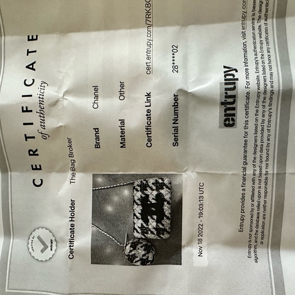 Chanel tweed pouch - Picture 8 of 8